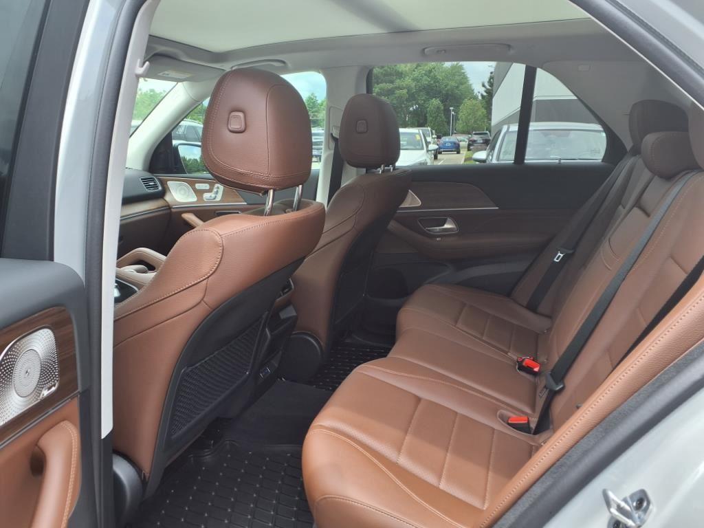 new 2025 Mercedes-Benz GLE 350 car, priced at $75,030
