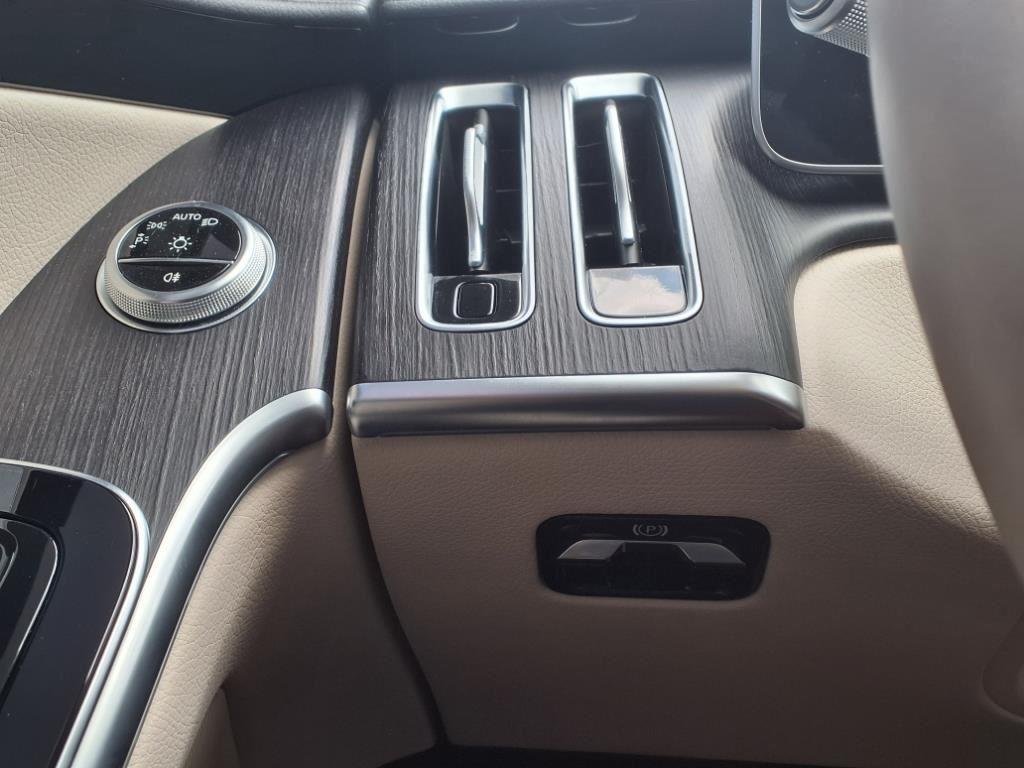 used 2022 Mercedes-Benz S-Class car, priced at $71,898