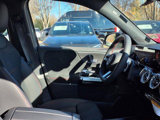 new 2024 Mercedes-Benz EQB 300 car, priced at $59,987