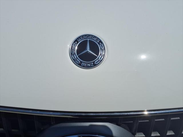 new 2025 Mercedes-Benz GLC 300 car, priced at $52,385