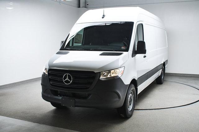 new 2024 Mercedes-Benz Sprinter 2500 car