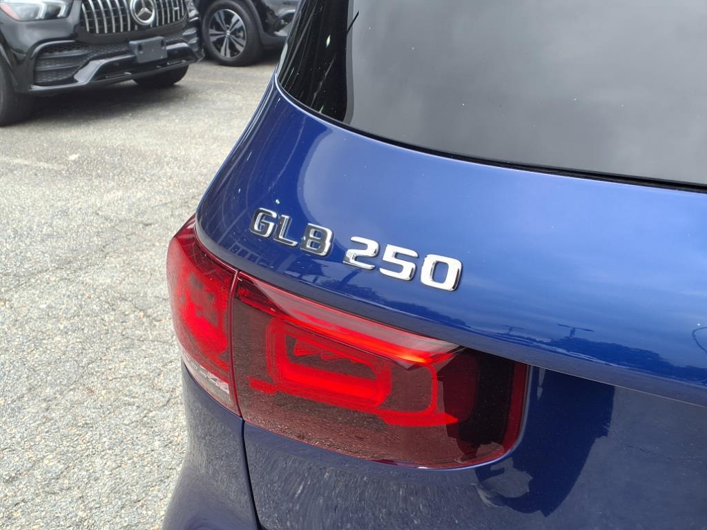 used 2020 Mercedes-Benz GLB 250 car, priced at $25,643