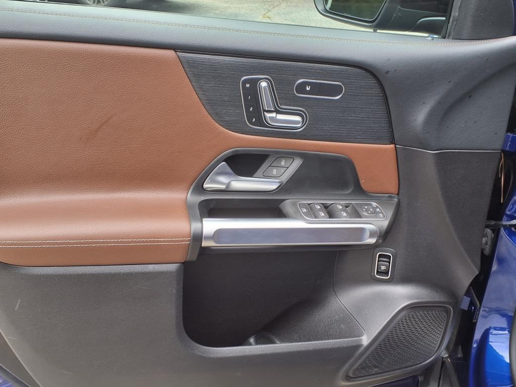 used 2020 Mercedes-Benz GLB 250 car, priced at $25,643