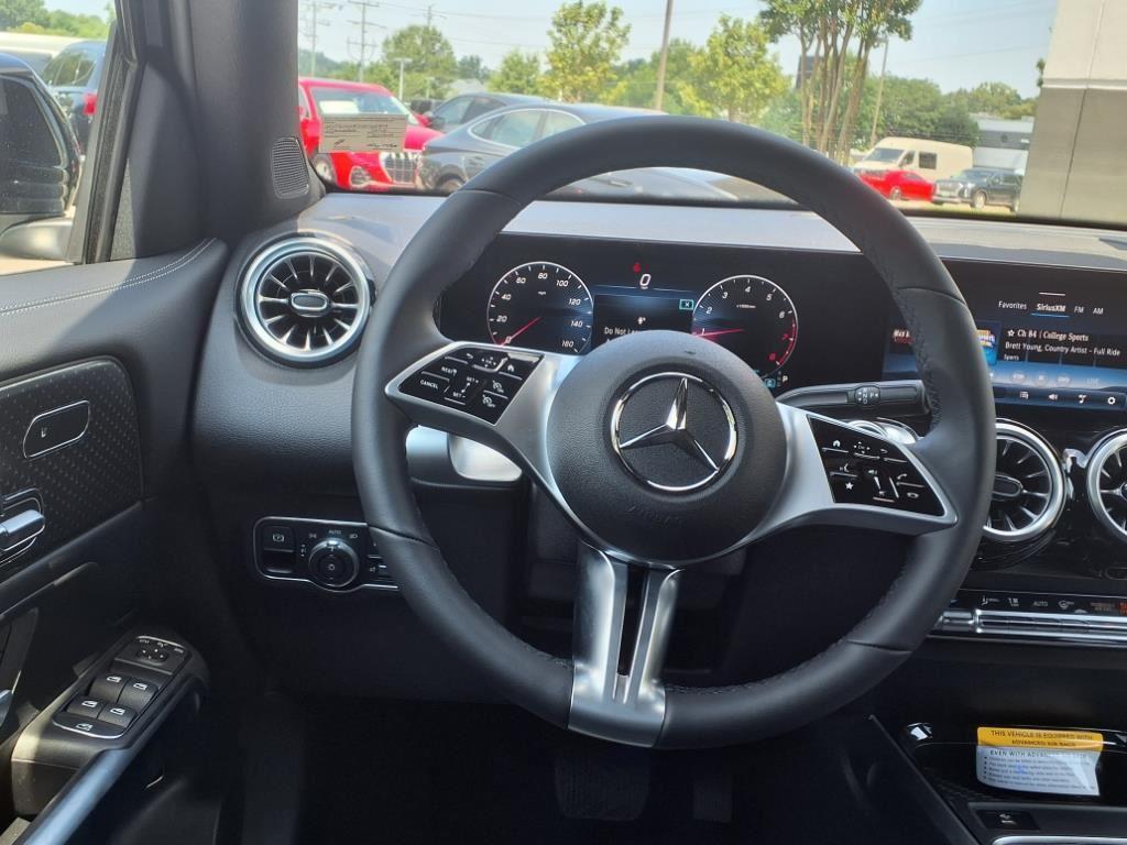 new 2025 Mercedes-Benz GLB 250 car, priced at $47,145