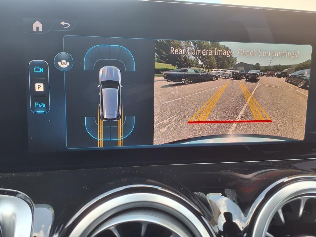 new 2025 Mercedes-Benz GLB 250 car, priced at $47,145