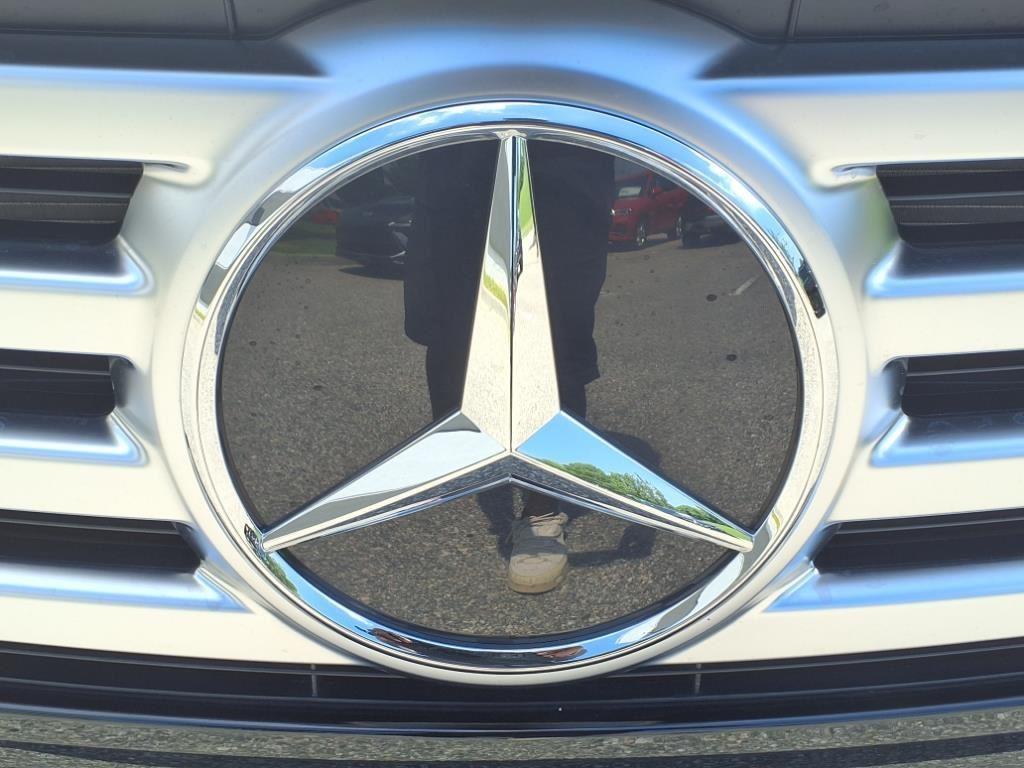 new 2025 Mercedes-Benz GLB 250 car, priced at $47,145