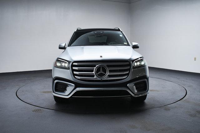 new 2025 Mercedes-Benz GLS 450 car, priced at $95,365