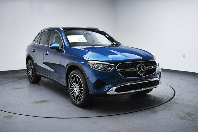 new 2025 Mercedes-Benz GLC 300 car, priced at $61,535