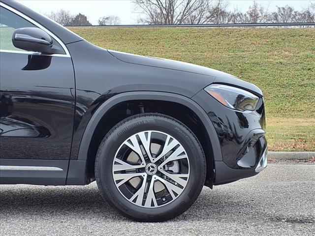 new 2025 Mercedes-Benz GLA 250 car, priced at $42,250