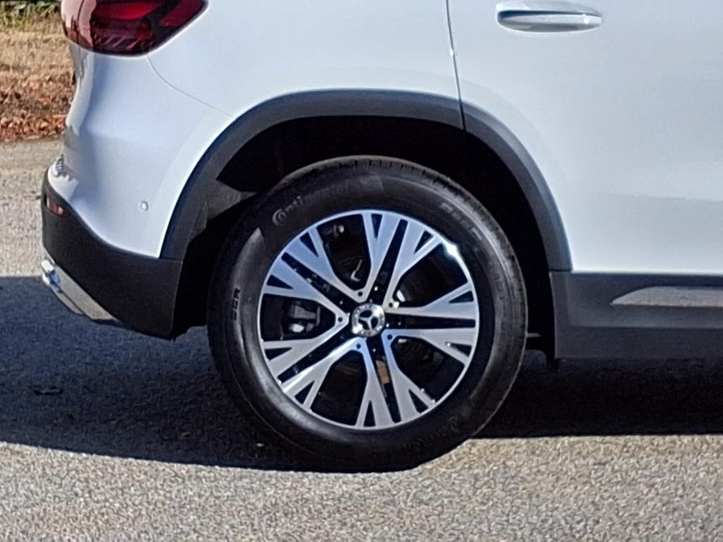 used 2025 Mercedes-Benz GLA 250 car, priced at $37,797