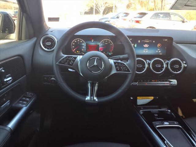 new 2025 Mercedes-Benz GLA 250 car, priced at $42,250