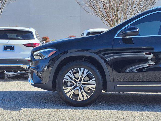 new 2025 Mercedes-Benz GLA 250 car, priced at $42,250