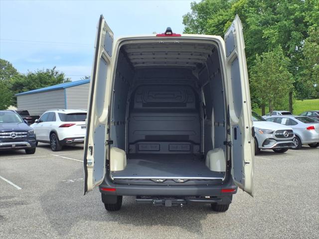 new 2025 Mercedes-Benz Sprinter 2500 car, priced at $67,712