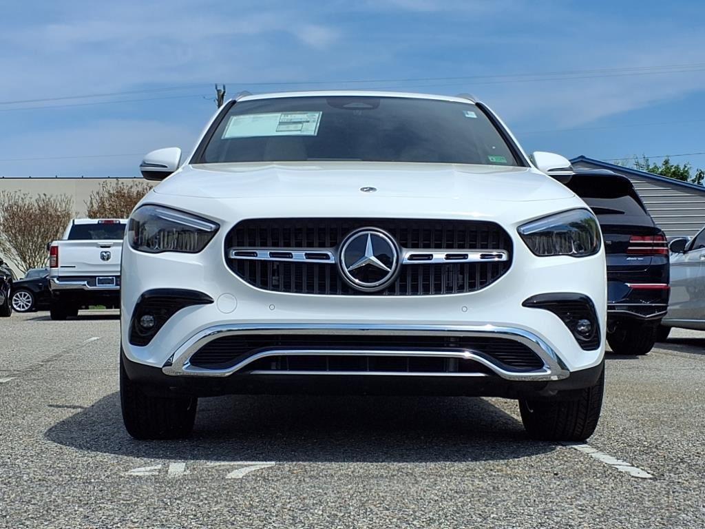 new 2025 Mercedes-Benz GLA 250 car, priced at $44,345