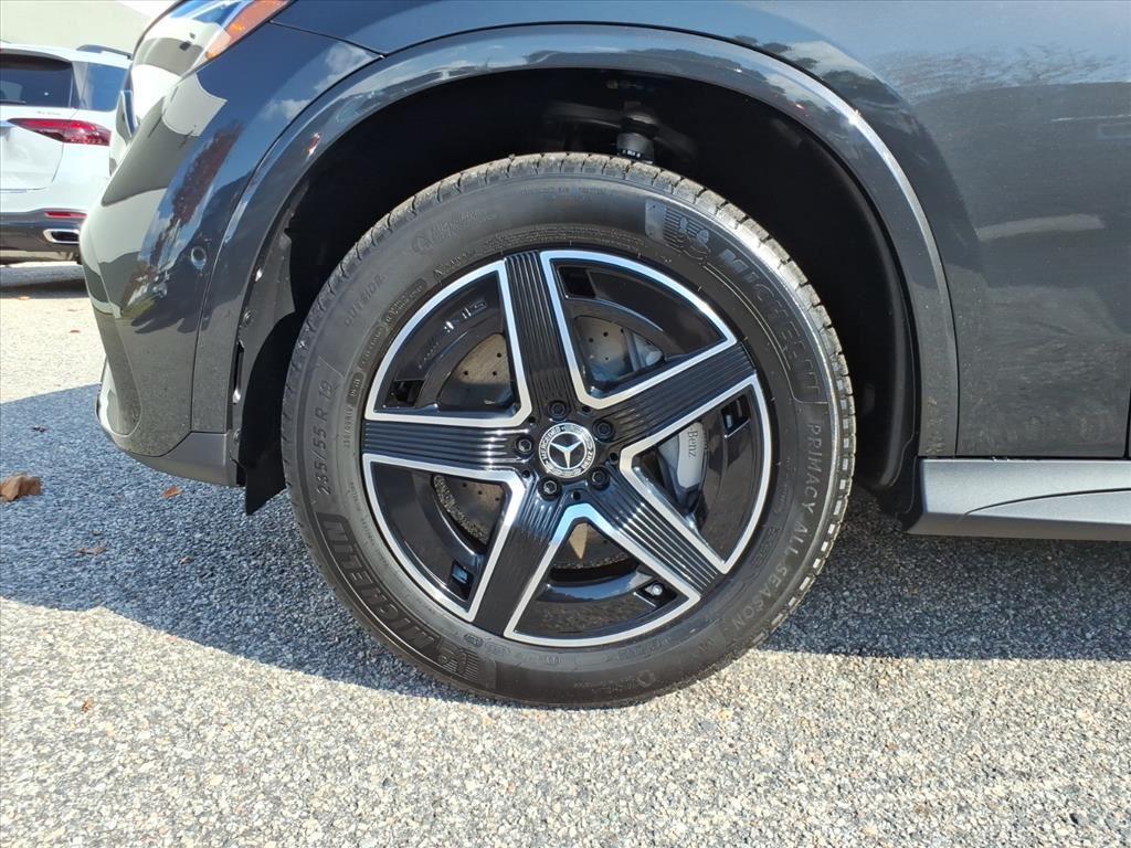 new 2026 Mercedes-Benz GLC 300 car, priced at $60,055
