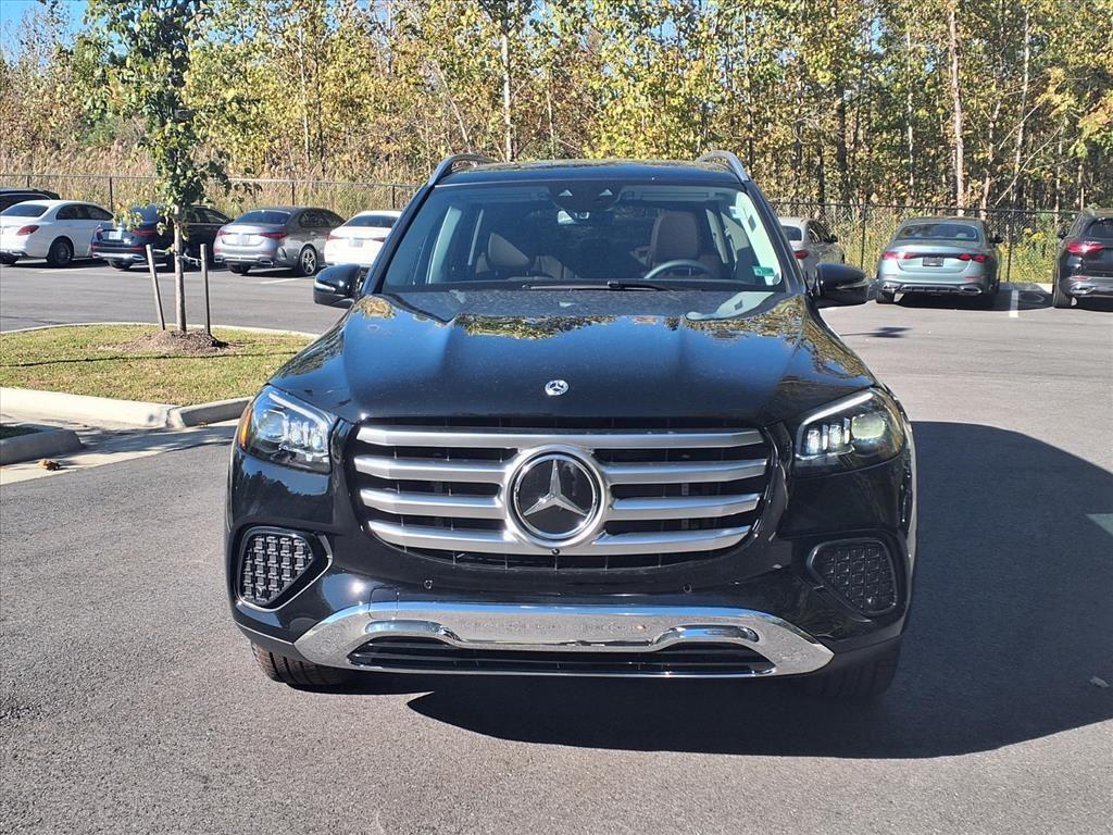 new 2026 Mercedes-Benz GLS 450 car, priced at $94,370