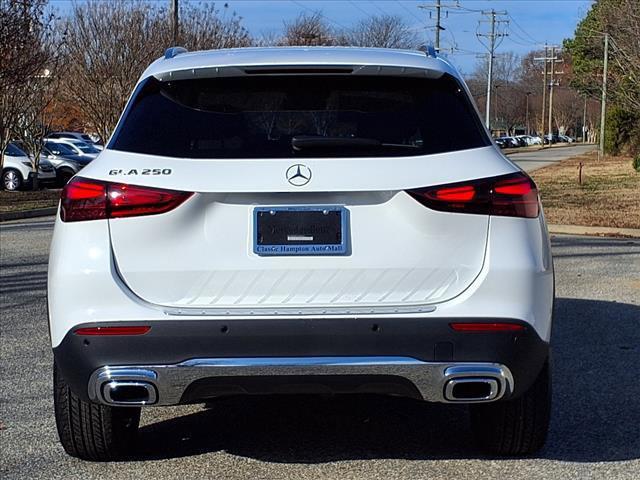 new 2025 Mercedes-Benz GLA 250 car, priced at $44,345