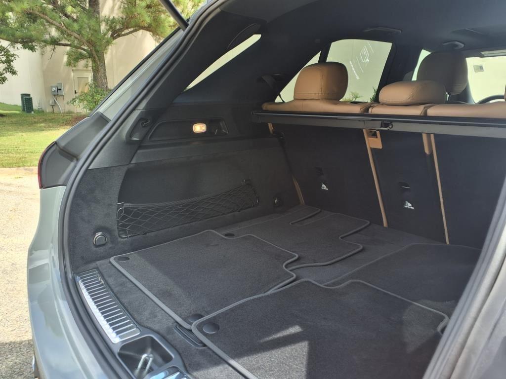 new 2026 Mercedes-Benz GLE 350 car, priced at $72,855