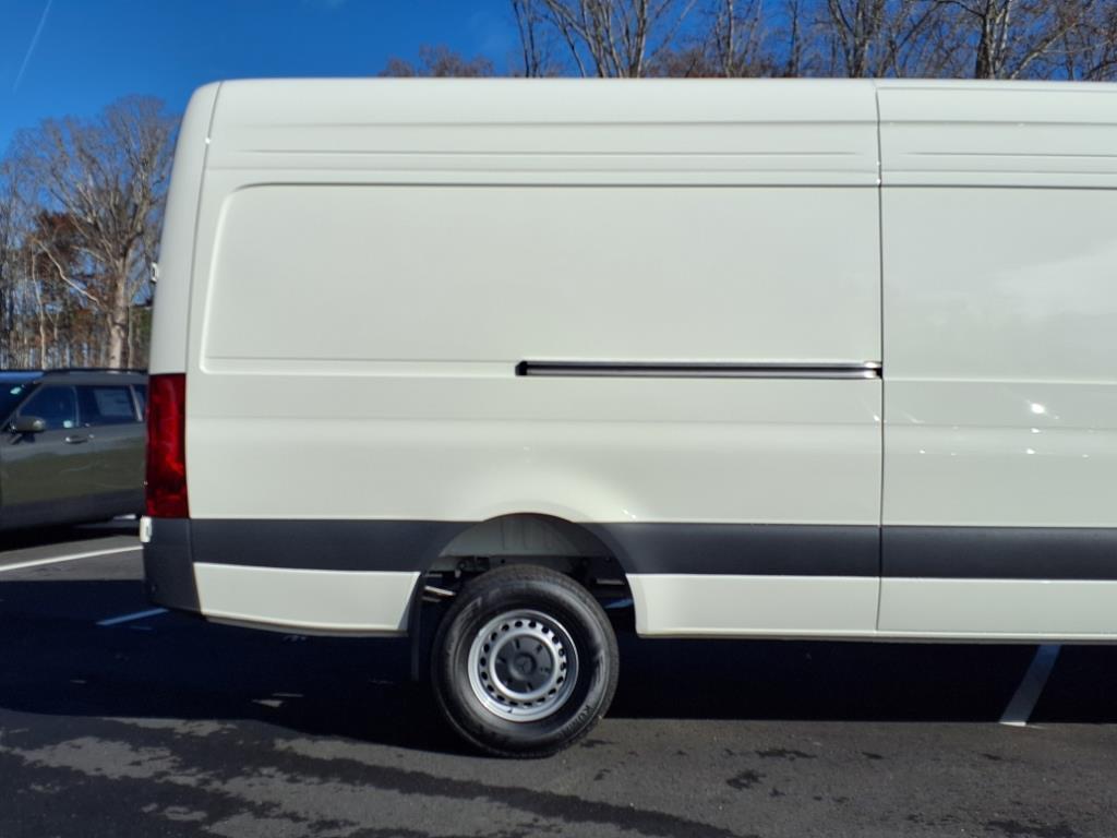 new 2025 Mercedes-Benz Sprinter 2500 car, priced at $77,578