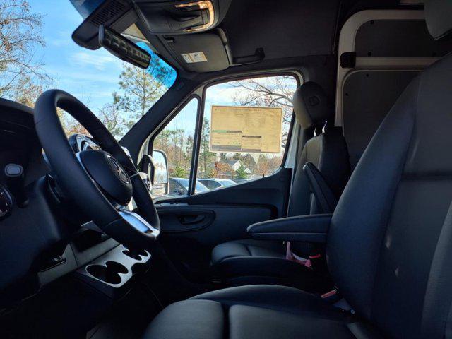 new 2025 Mercedes-Benz Sprinter 2500 car, priced at $77,578