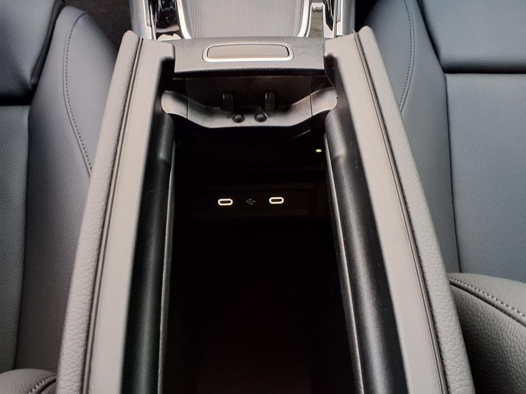 used 2025 Mercedes-Benz GLA 250 car, priced at $38,088