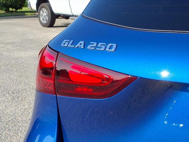 new 2025 Mercedes-Benz GLA 250 car, priced at $55,070