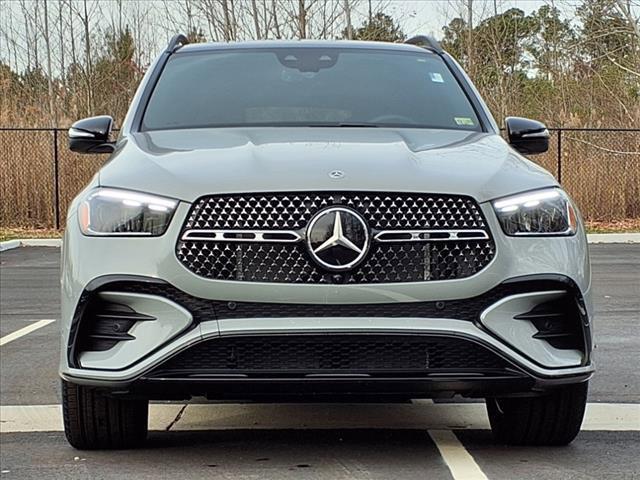 new 2025 Mercedes-Benz GLE 450 car, priced at $83,295