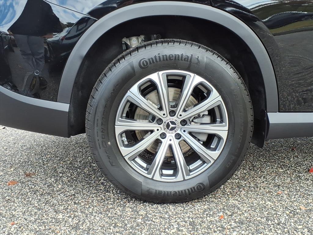 new 2026 Mercedes-Benz GLC 300 car, priced at $53,235