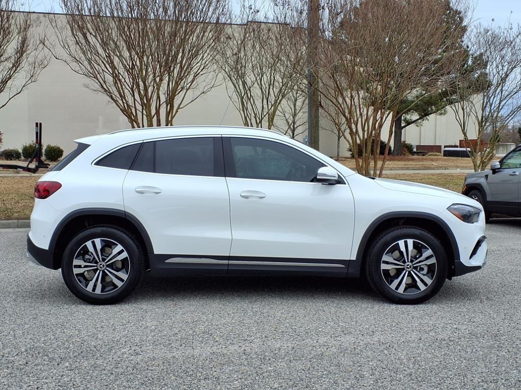 new 2025 Mercedes-Benz GLA 250 car, priced at $44,345