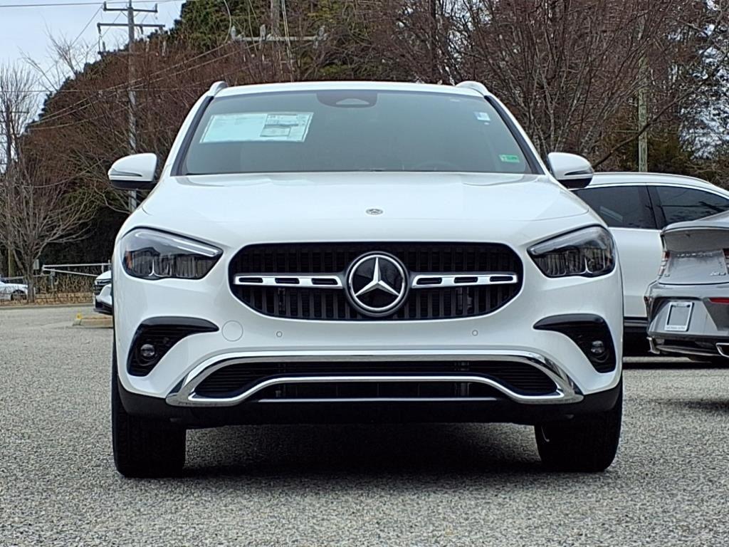 new 2025 Mercedes-Benz GLA 250 car, priced at $44,345