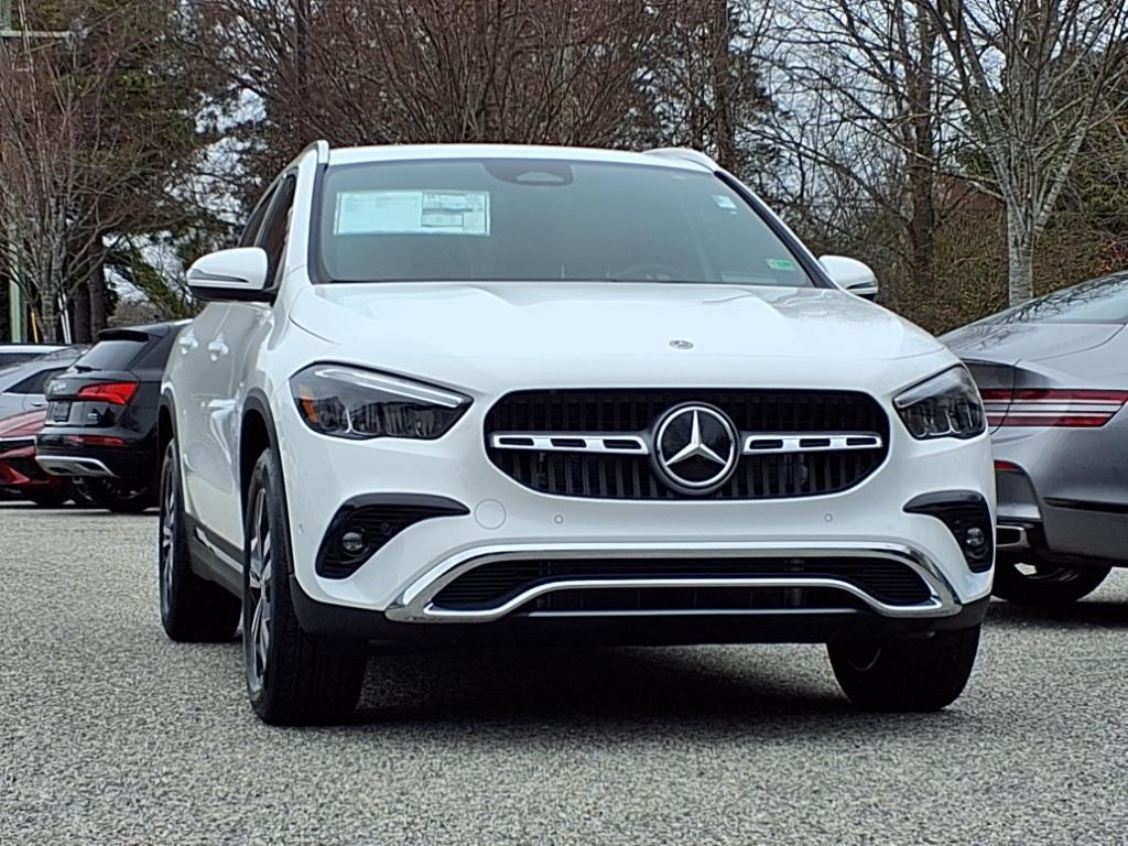 new 2025 Mercedes-Benz GLA 250 car, priced at $44,345