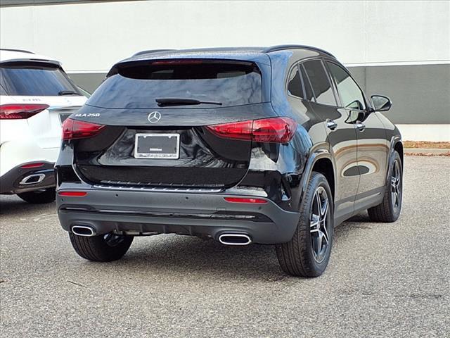 new 2025 Mercedes-Benz GLA 250 car, priced at $51,570