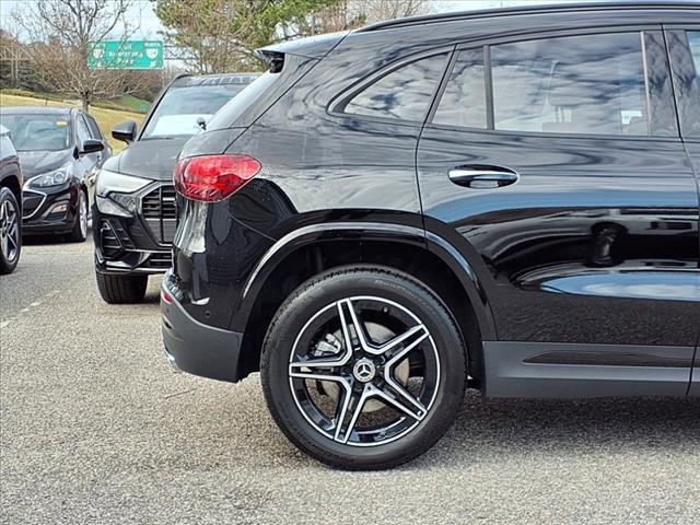 new 2025 Mercedes-Benz GLA 250 car, priced at $51,570