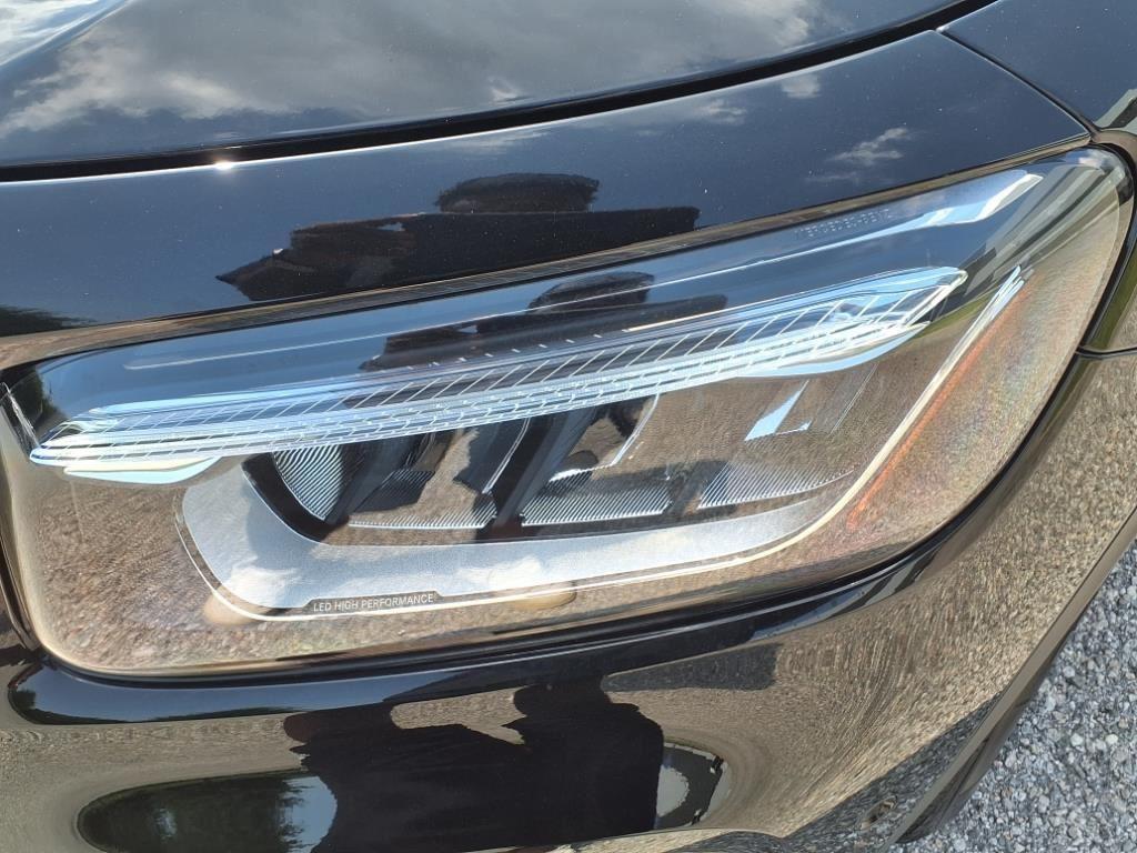 new 2025 Mercedes-Benz GLB 250 car, priced at $48,645