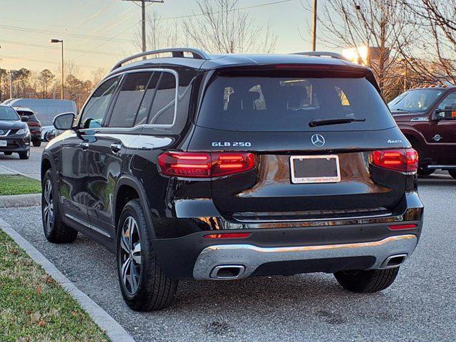 new 2025 Mercedes-Benz GLB 250 car, priced at $49,595