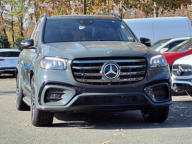 new 2025 Mercedes-Benz GLS 450 car, priced at $113,300