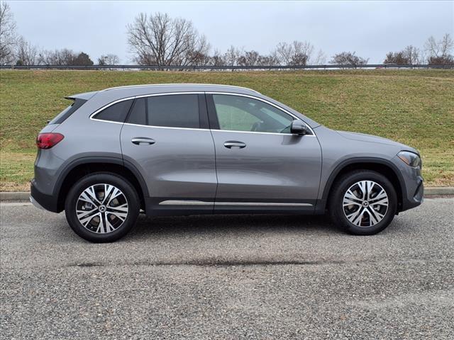 new 2025 Mercedes-Benz GLA 250 car, priced at $49,045