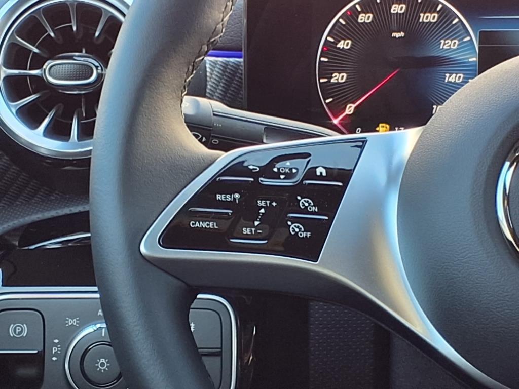 new 2025 Mercedes-Benz CLA 250 car, priced at $46,085