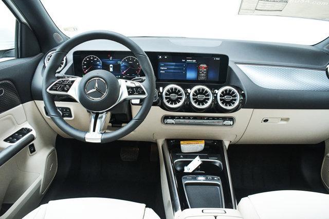 new 2025 Mercedes-Benz GLA 250 car, priced at $51,145