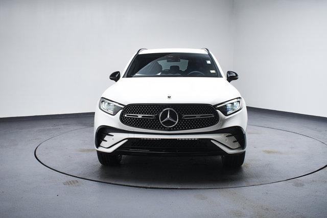 new 2024 Mercedes-Benz GLC 300 car, priced at $54,535