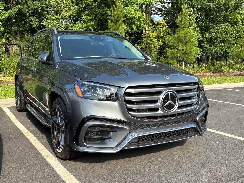 new 2025 Mercedes-Benz GLS 450 car, priced at $100,155
