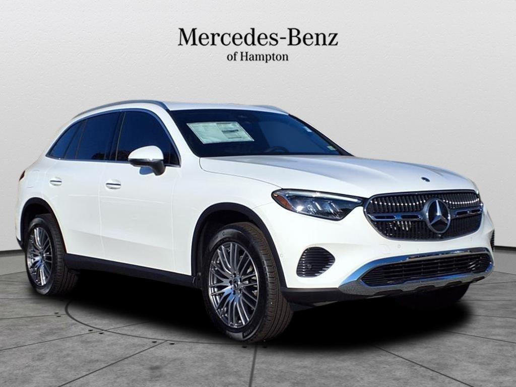 new 2024 Mercedes-Benz GLC 300 car, priced at $51,585