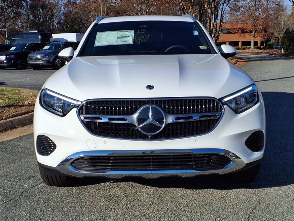new 2024 Mercedes-Benz GLC 300 car, priced at $51,585
