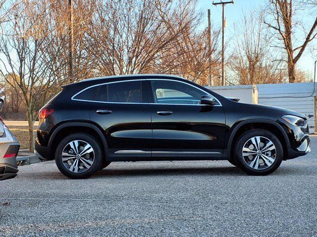 new 2025 Mercedes-Benz GLA 250 car, priced at $44,345