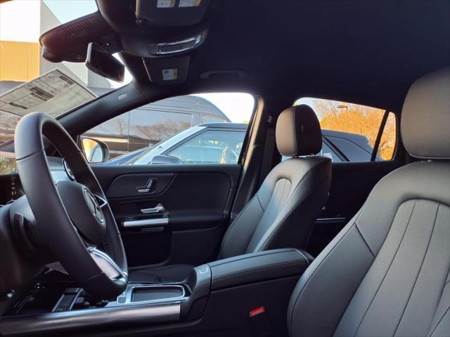 new 2025 Mercedes-Benz GLA 250 car, priced at $44,345