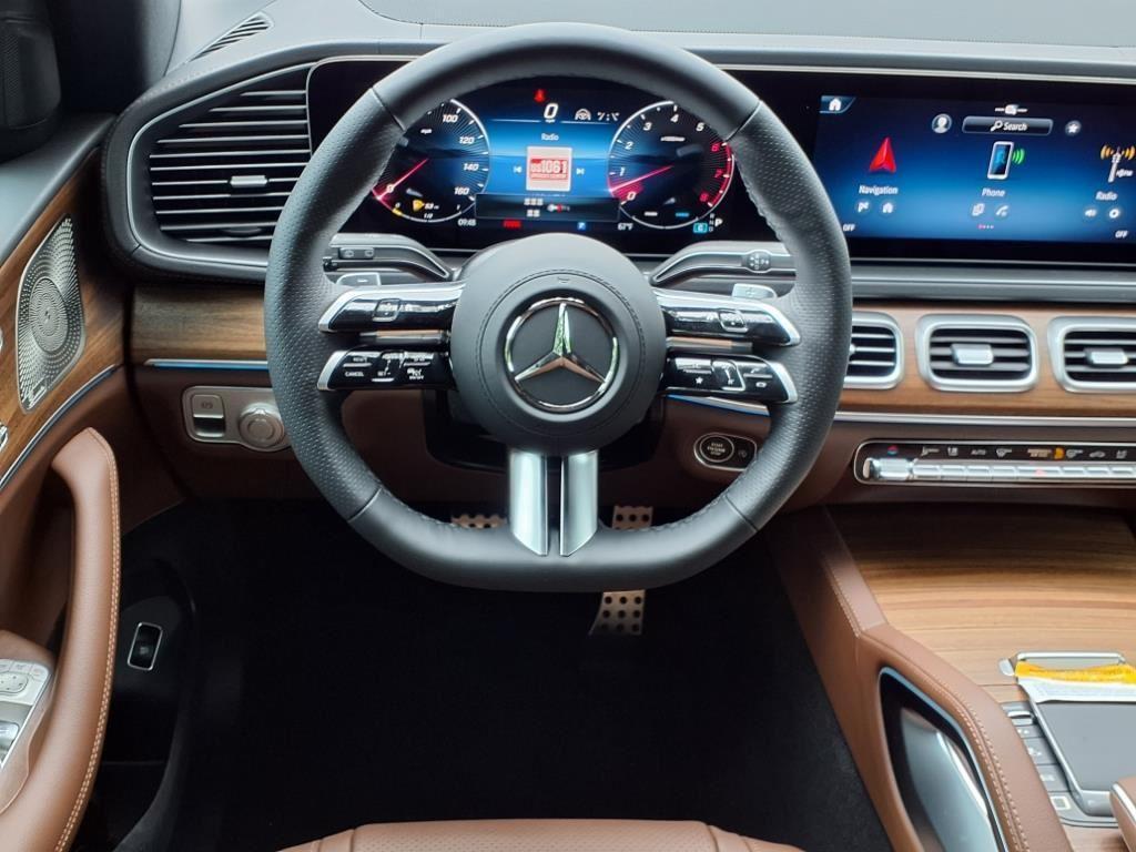 new 2025 Mercedes-Benz GLS 450 car, priced at $97,410