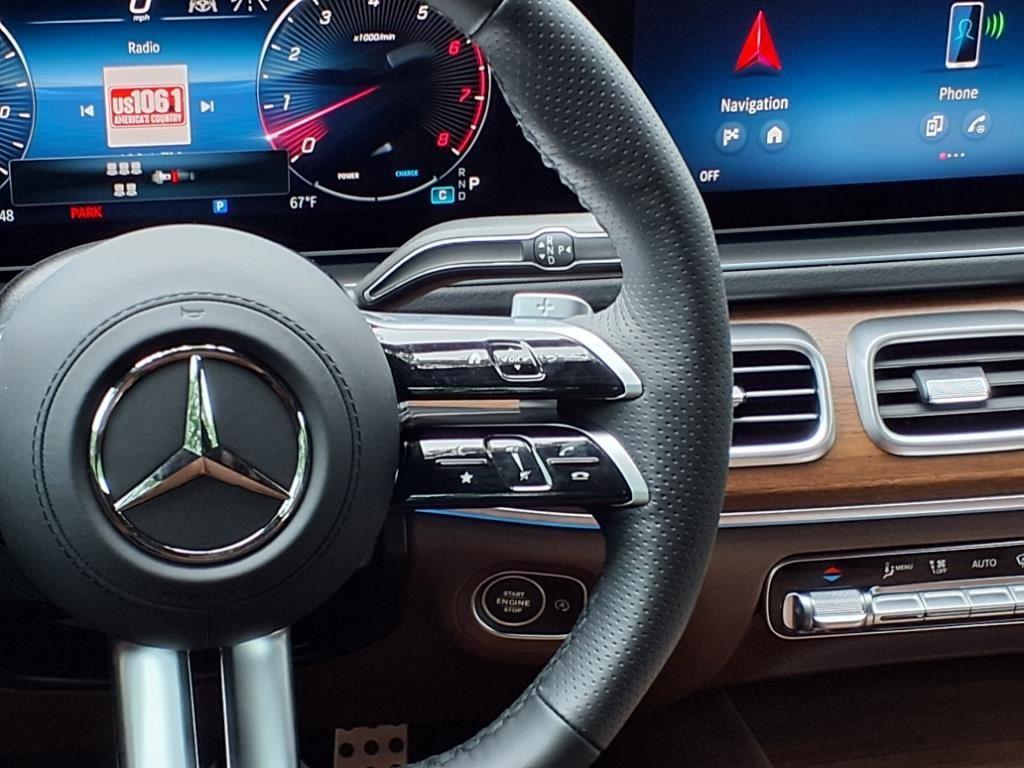 new 2025 Mercedes-Benz GLS 450 car, priced at $97,410