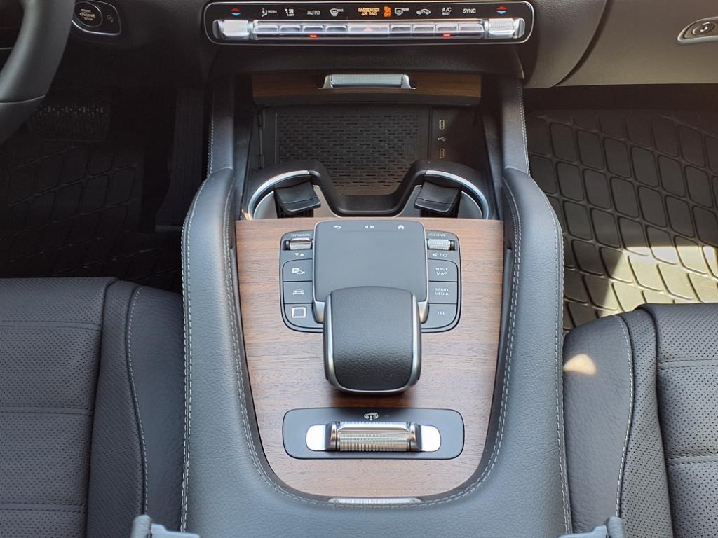 new 2025 Mercedes-Benz GLS 450 car, priced at $98,245