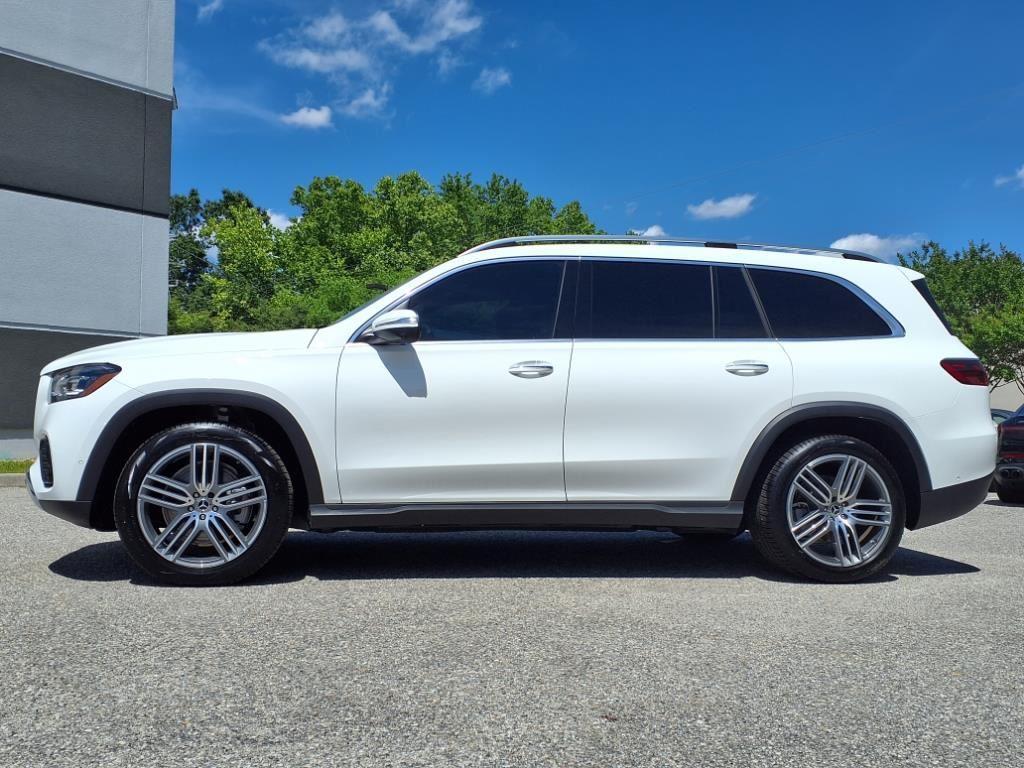 new 2025 Mercedes-Benz GLS 450 car, priced at $98,245