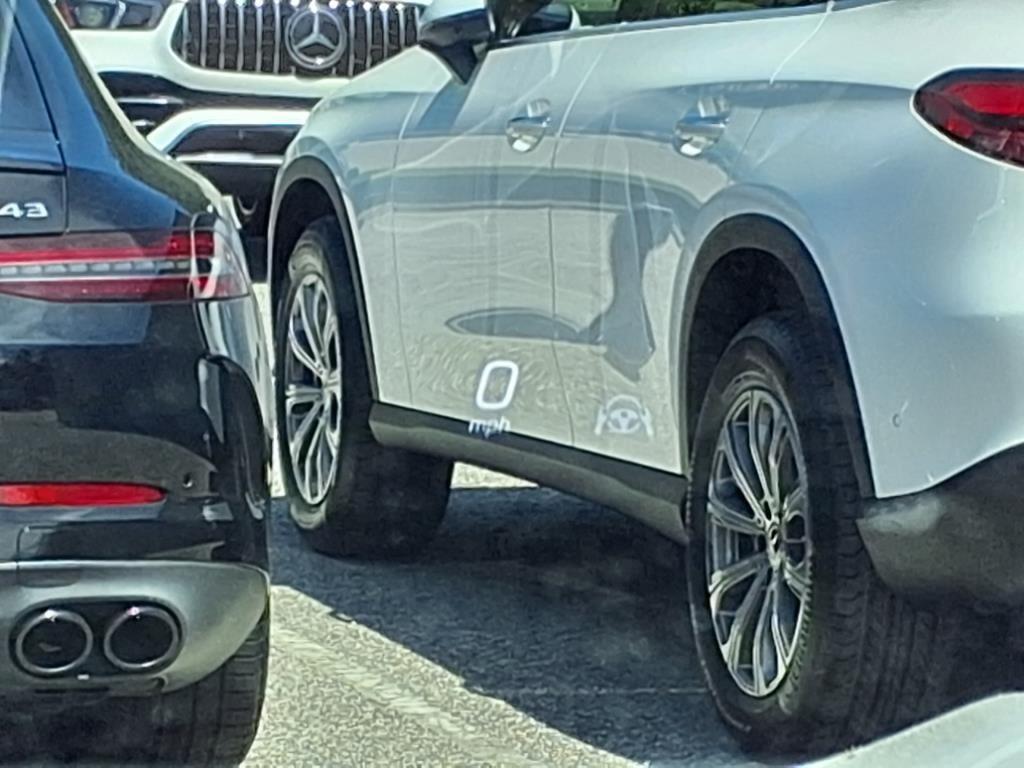 new 2025 Mercedes-Benz GLS 450 car, priced at $98,245